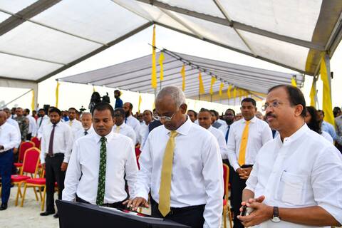 ބިލިއަން ޑޮލަރުގެ، އައްޑޫ ބިންހިއްކުމުގެ ބިޔަ މަޝްރޫއު ރައީސް ފައްޓަވާ ދެއްވައިފި