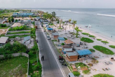ހުޅުމާލެ ފޭސް 2 ގައި ކާރަކާ ސައިކަލެއް ޖެހި އެކްސިޑެންޓެއް ހިނގައިފި