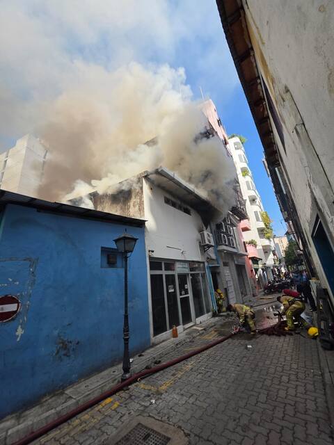 މާލޭގެ ދެ ސަރަހައްދެއްގައި އެއްވަގުތެއްގައި އަލިފާނުގެ ނުރައްކާތެރި ދެ ހާދިސާއެއް ހިނގައިފި
