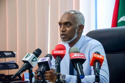 އިޒްރޭލުގެ ޖަރީމާތައް ތަހުގީގު ކުރުމަށް ބައިނަލްއަގުވާމީ ކްރިމިނަލް ކޯޓަށް ރައީސް ގޮވާލައްވައިިފި