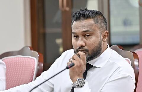 ހިތަދޫ އުތުރު ދާއިރާގެ ޕީއެންސީ ޓިކެޓު ކުރީގެ މެމްބަރު ސިނާން ކާމިޔާބު ކުރައްވައިފި