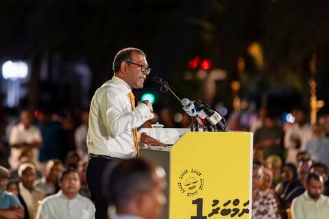 ރައީސް މުއިއްޒު ވަކިކުރަން މަޖިލީހަށް ހުށަހަޅައިފިނަމަ ވޯޓަށް އެހުން ނޫން ގޮތެއް ނޯންނާނެ: ނަޝީދު