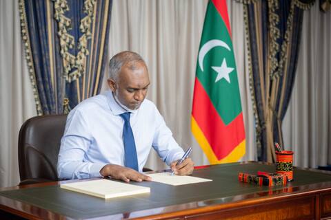 ފަނޑިޔާރުންގެ ޤާނޫނަށް އިޞްލާޙު ގެނައުމުގެ ބިލު ތަސްދީޤުކުރައްވައިފި