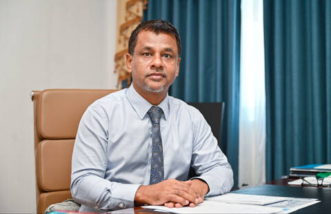 މިނިސްޓަރު ފެންވަރުގައި ރައީސް އޮފީހުގެ ސިޔާސީ މަގާމަކަށް އަނެއްކާވެސް ނާޒިމް އައްޔަންކުރައްވައިފި