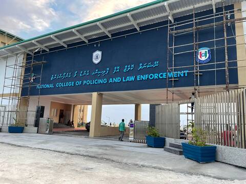 ޕޮލިސް ކޮލެޖުގެ ކާނާވިހަވުމުގެ ހާދިސާ: 5 ދަރިވަރުން އައިސީޔޫގައި