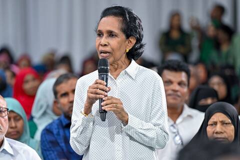 ތައުލީމީ ނިޒާމު މުބާރާތަކަށް ވެފައިވާކަމަށް ވިދާޅުވެ ރާޝިދާ ޔޫސުފް ކަންބޮޑުވުން ފާޅުކުރައްވައިފި