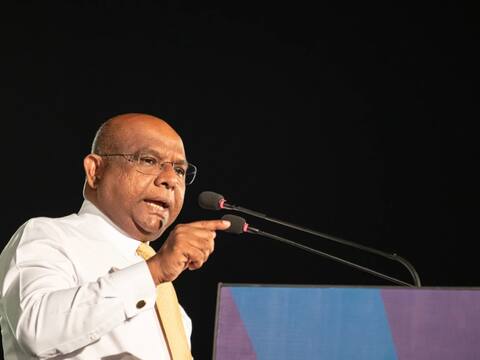އެމްޑީޕީގެ ރިޔާސީ ޓިކެޓަށް ޝާހިދު ކެމްޕޭން ފަށްޓަވައިފި: ނަޝީދުގެ ފެކްޝަނާ ބޮޑު ކުރިމަތިލުމަކަށް!