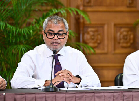 މޫދަށާއި ގޮނޑުދޮށަށް ކުނިއަޅާ މީހުން ޖޫރިމަނާކޮށް ފިޔަވަޅު އެޅޭގޮތް ހަދަނީ