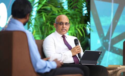 1,200 އަށް ވުރެ ގިނަ މަޝްރޫއަށް ފައިސާ ދެއްކޭނެ އިންތިޒާމު ވަނީ ހަމަޖެހިފައި: ވަޒީރު ޒަރީރު