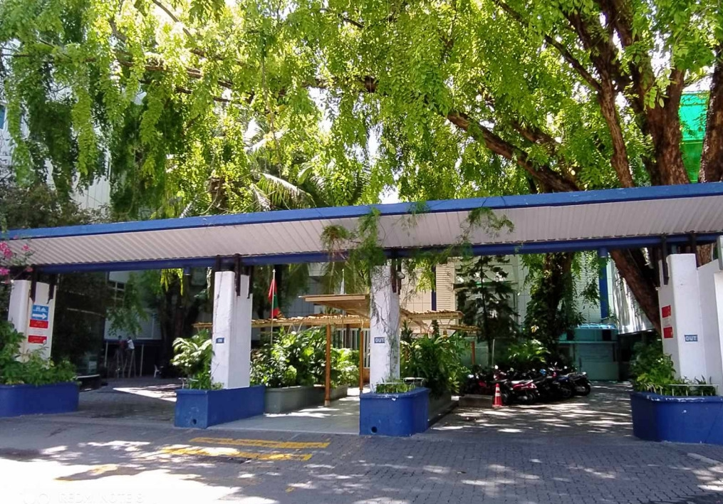 މާލޭގެ ގޭސް ލީކުވުމުގެ ހާދިސާ: އަނިޔާވި ޒުވާނާގެ ހާލަތު އަންނަނީ ރަނގަޅުވަމުން