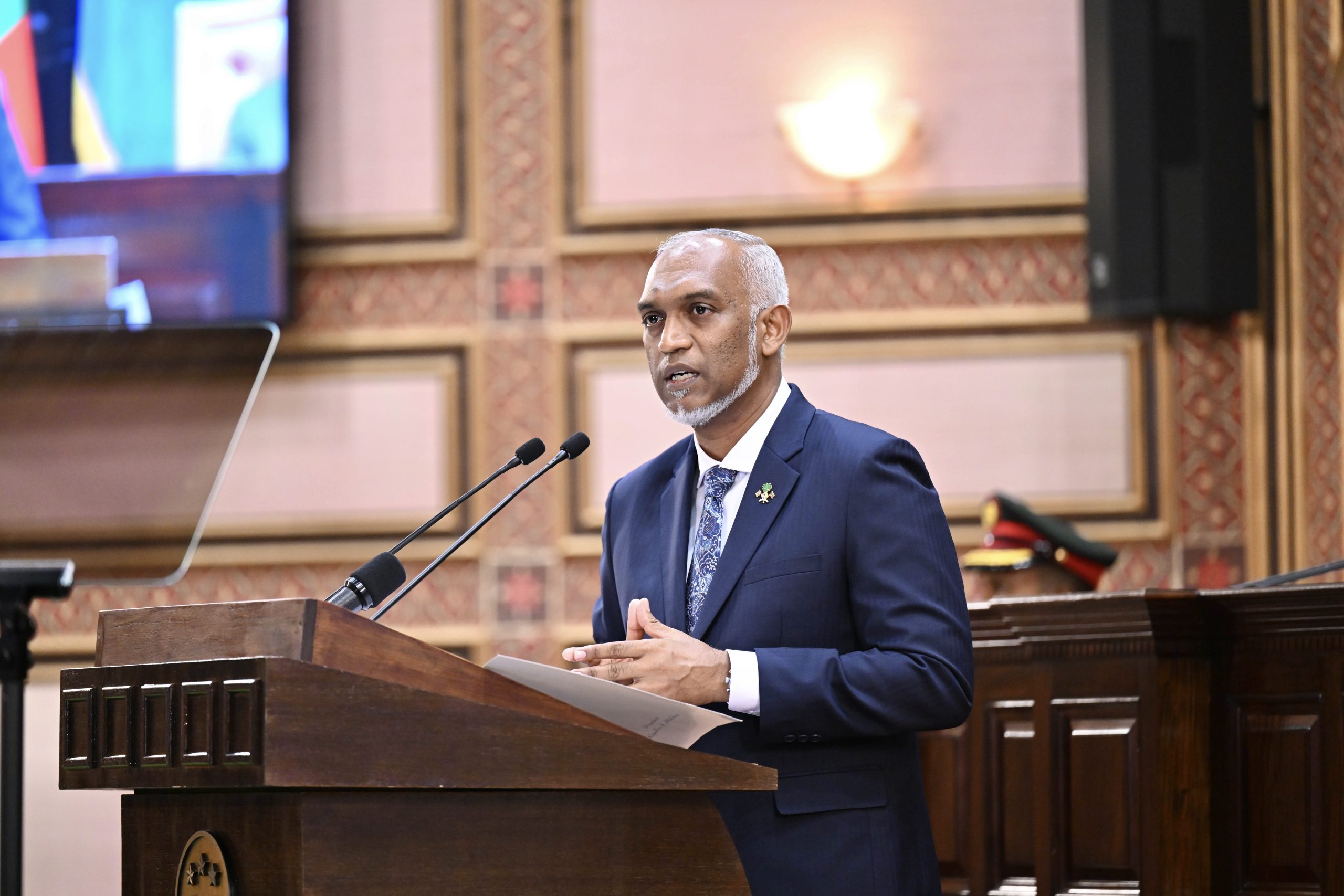 އިންސާނީ އެހީތެރިންގެ ރައްކާތެރިކަން ކަށަވަރުކުރުމުގައި މުޅި ދުނިޔެ ނުކުޅެދިފައިވާ ކަމަށް ރައީސް މުއިއްޒު ވިދާޅުވެއްޖެ