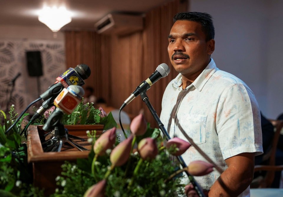ސްރީލަންކަން އެއާލައިންސްގެ ކޮރަޕްޝަން މައްސަލައިގައި ނަމާލް ރާޖަޕަކްސަ ހައްޔަރުކޮށް ބަންދުގެ މުއްދަތު ޖަހައިފި